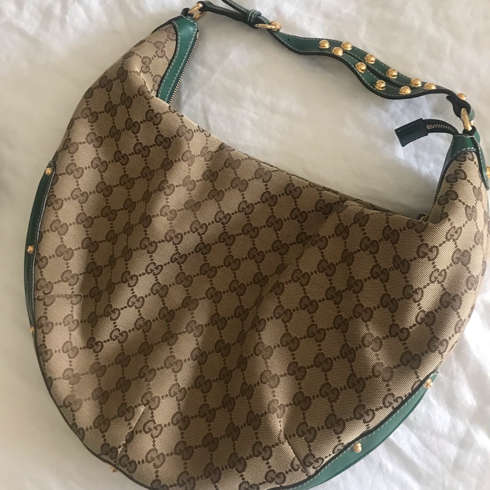 100%AUTHENTIC Gucci Green Leather Gold Studded Bag